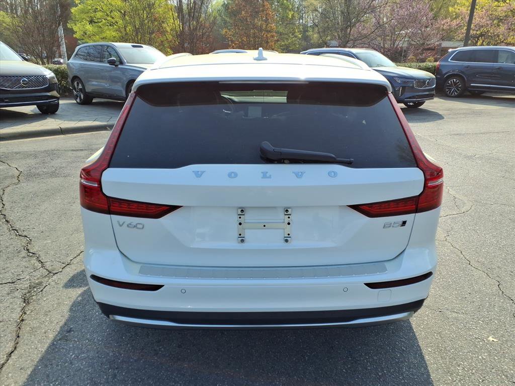 New 2026 Volvo V60 B5 Cross Country Plus w/ Protection Package Premier image 4