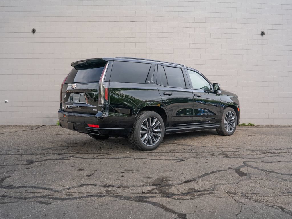 Used 2023 Cadillac Escalade Sport Platinum w/ Heavy-Duty Trailer Package AWD/4WD image 7