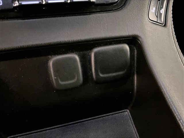 Used 2017 Chevrolet Tahoe LT AWD/4WD image 32