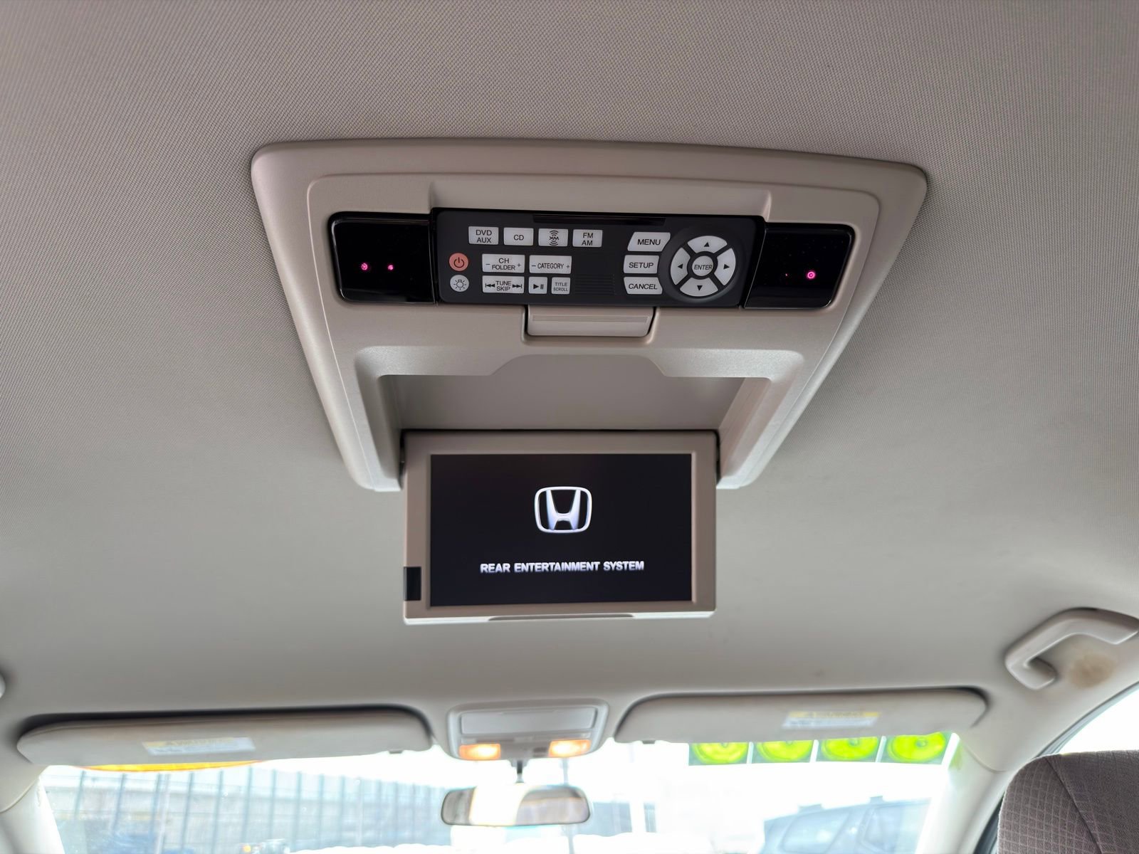 Used 2016 Honda Odyssey SE image 30