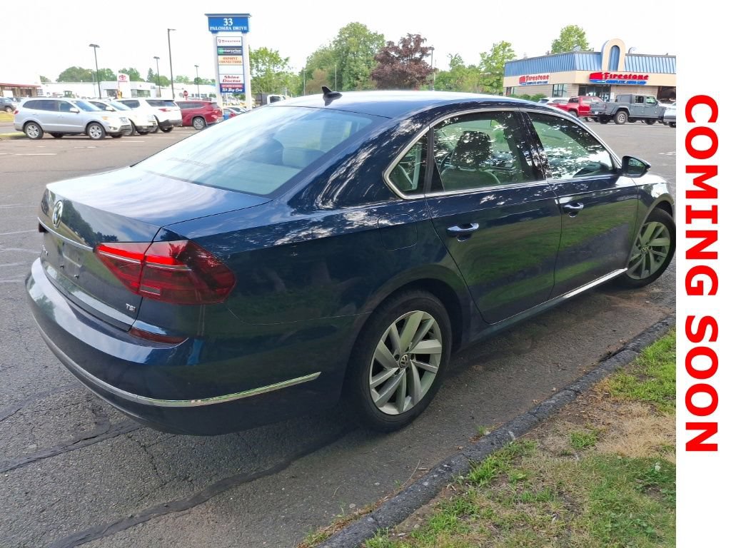 Used 2018 Volkswagen Passat 2.0T SE w/ SE Lighting Package FWD image 5
