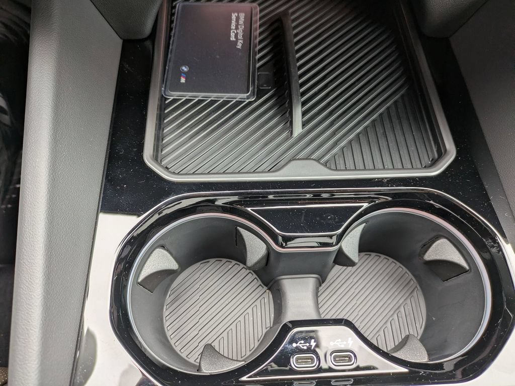New 2026 BMW 530i xDrive w/ M Sport Package AWD/4WD image 28