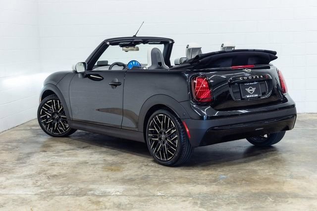 Used 2025 MINI Cooper S FWD image 12