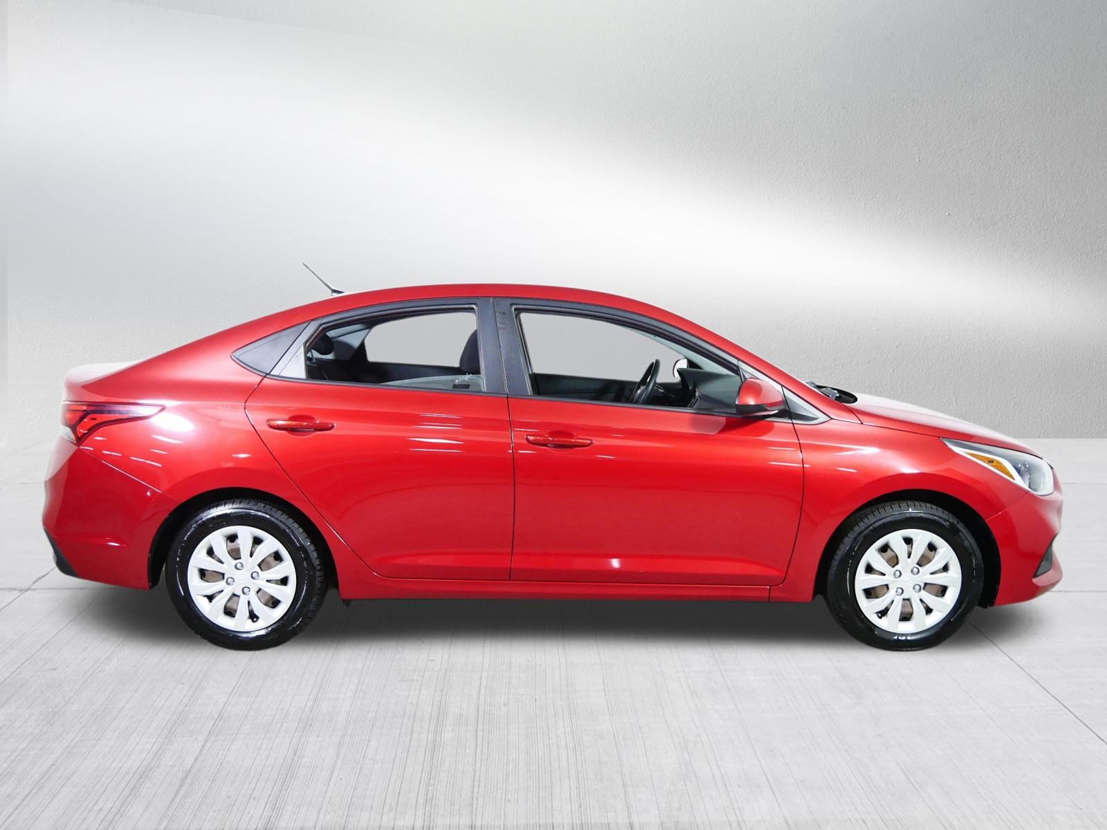 Used 2018 Hyundai Accent SE FWD image 8