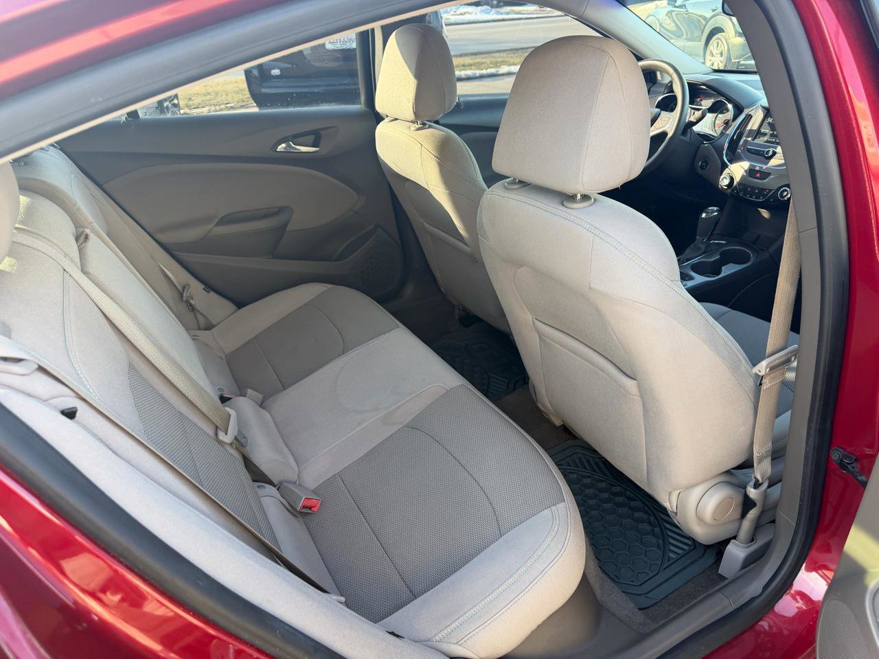 Used 2017 Chevrolet Cruze LT w/ Convenience Package image 20