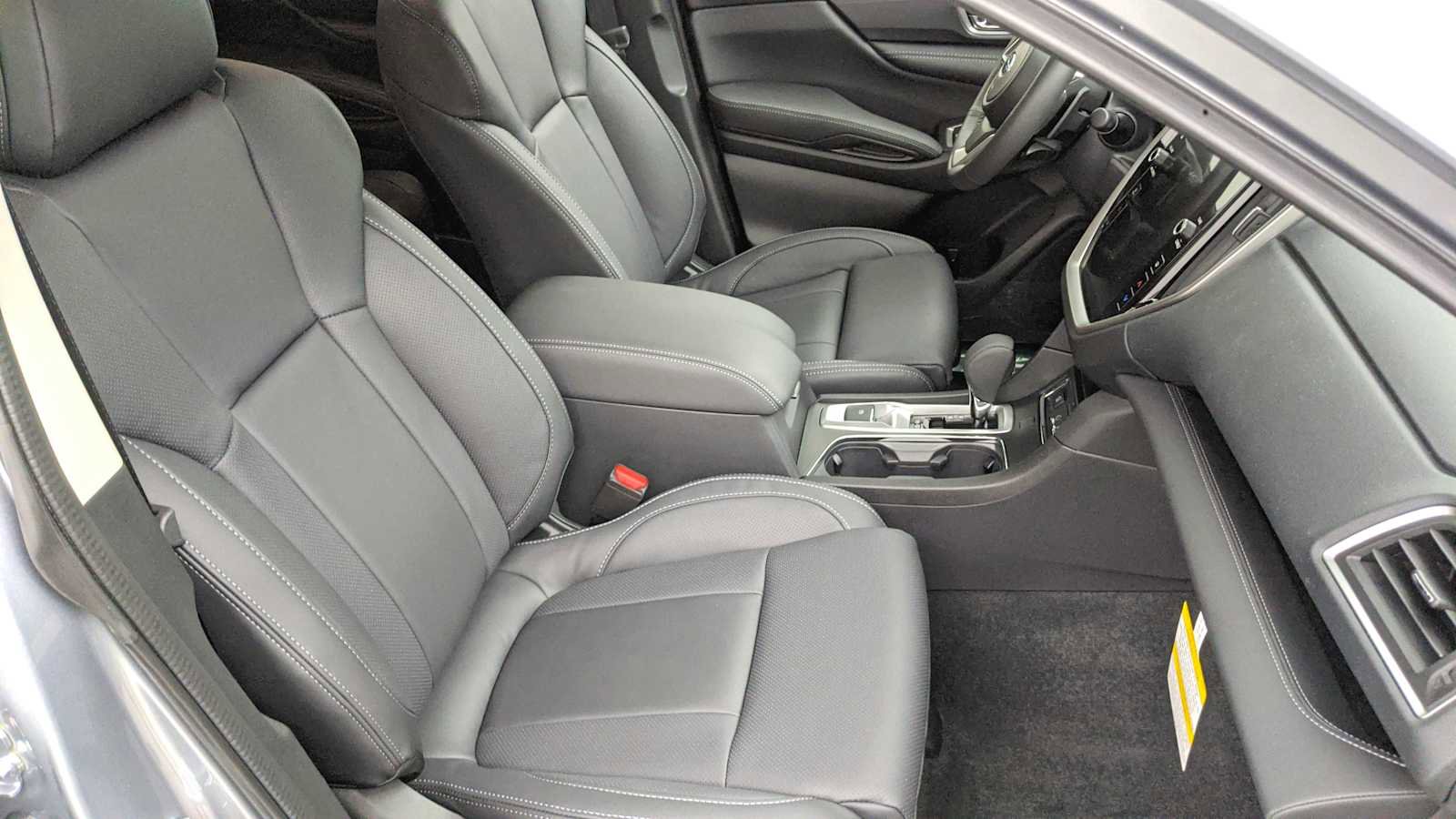 New 2025 Subaru Ascent Limited image 24
