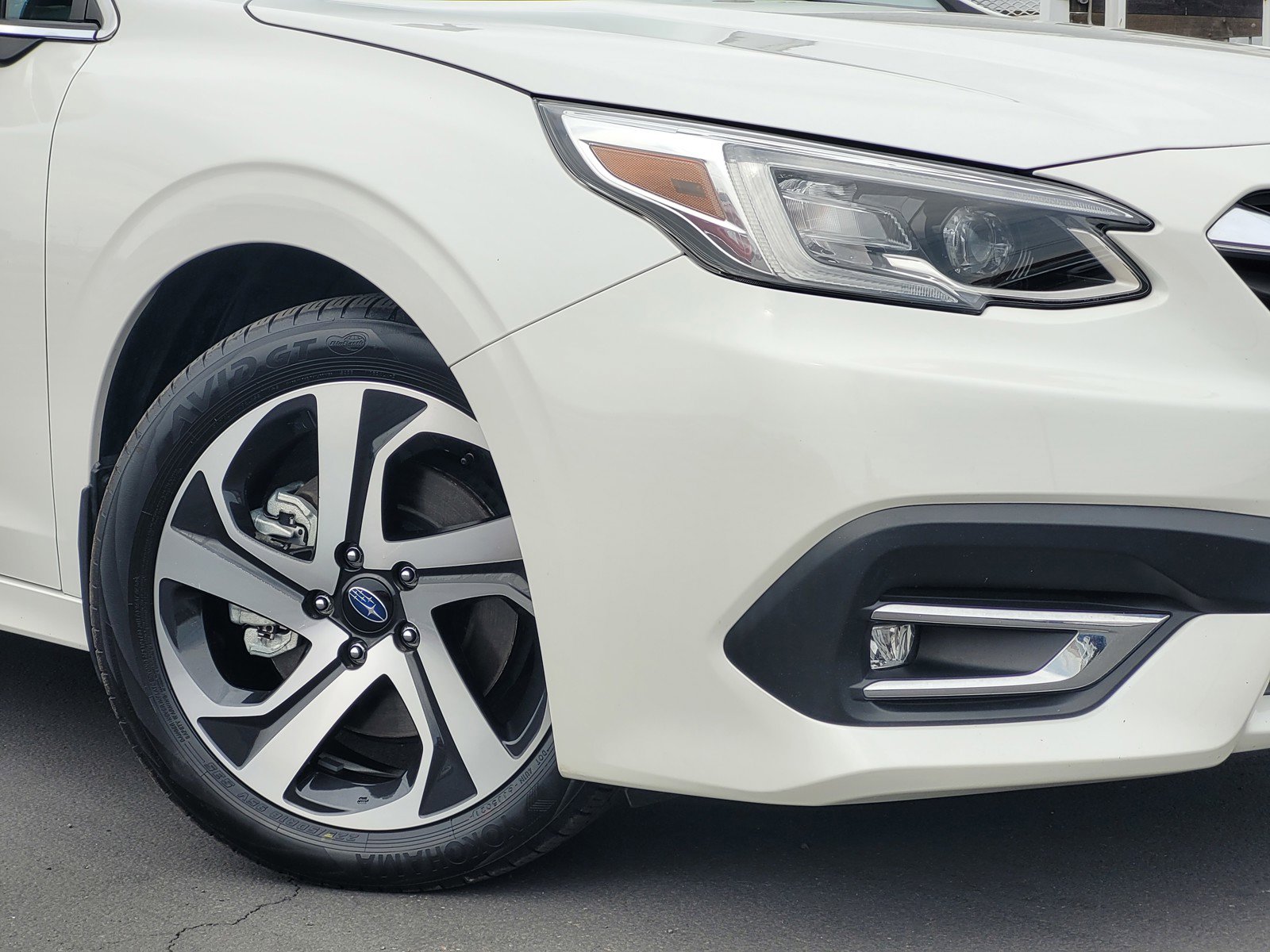 Used 2022 Subaru Legacy Limited XT image 3