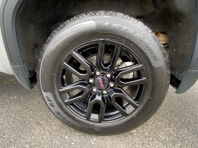 Certified 2022 GMC Sierra 1500 Elevation image 32