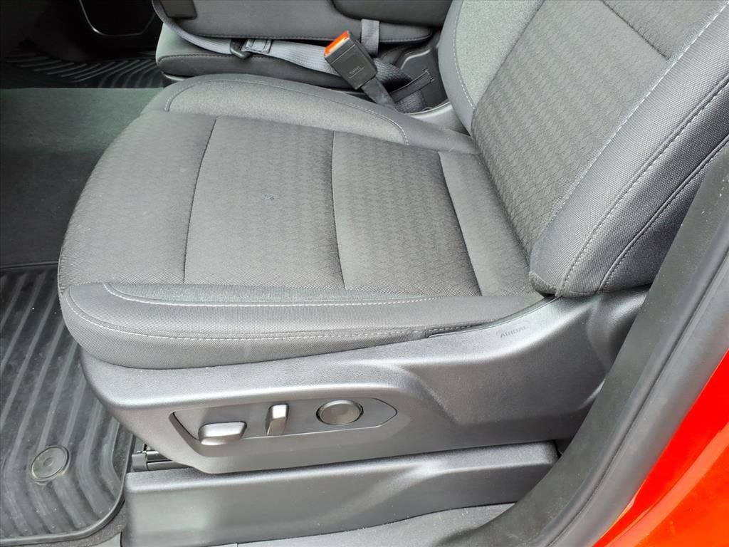 Used 2026 Chevrolet Silverado 1500 LT AWD/4WD image 23