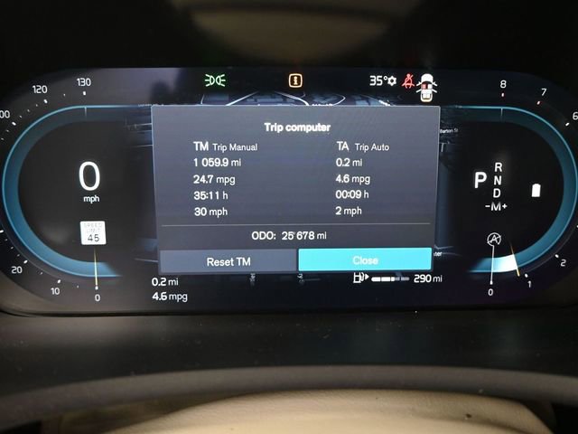 Used 2024 Volvo XC90 B6 Ultimate w/ Protection Package Premier image 12