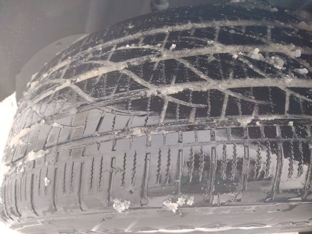 Used 2022 Ford Edge SEL image 16