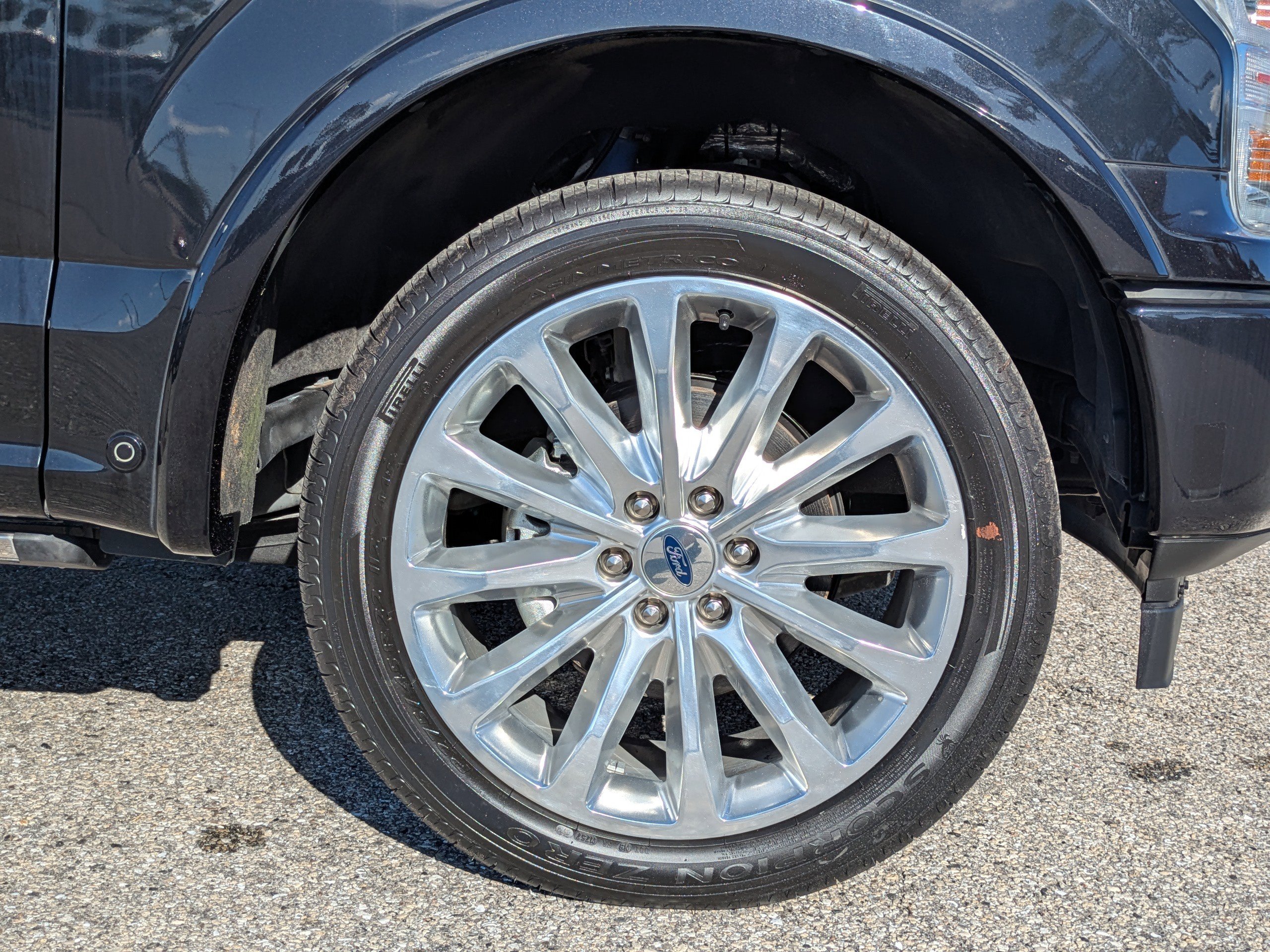 Used 2019 Ford F150 Limited RWD image 11