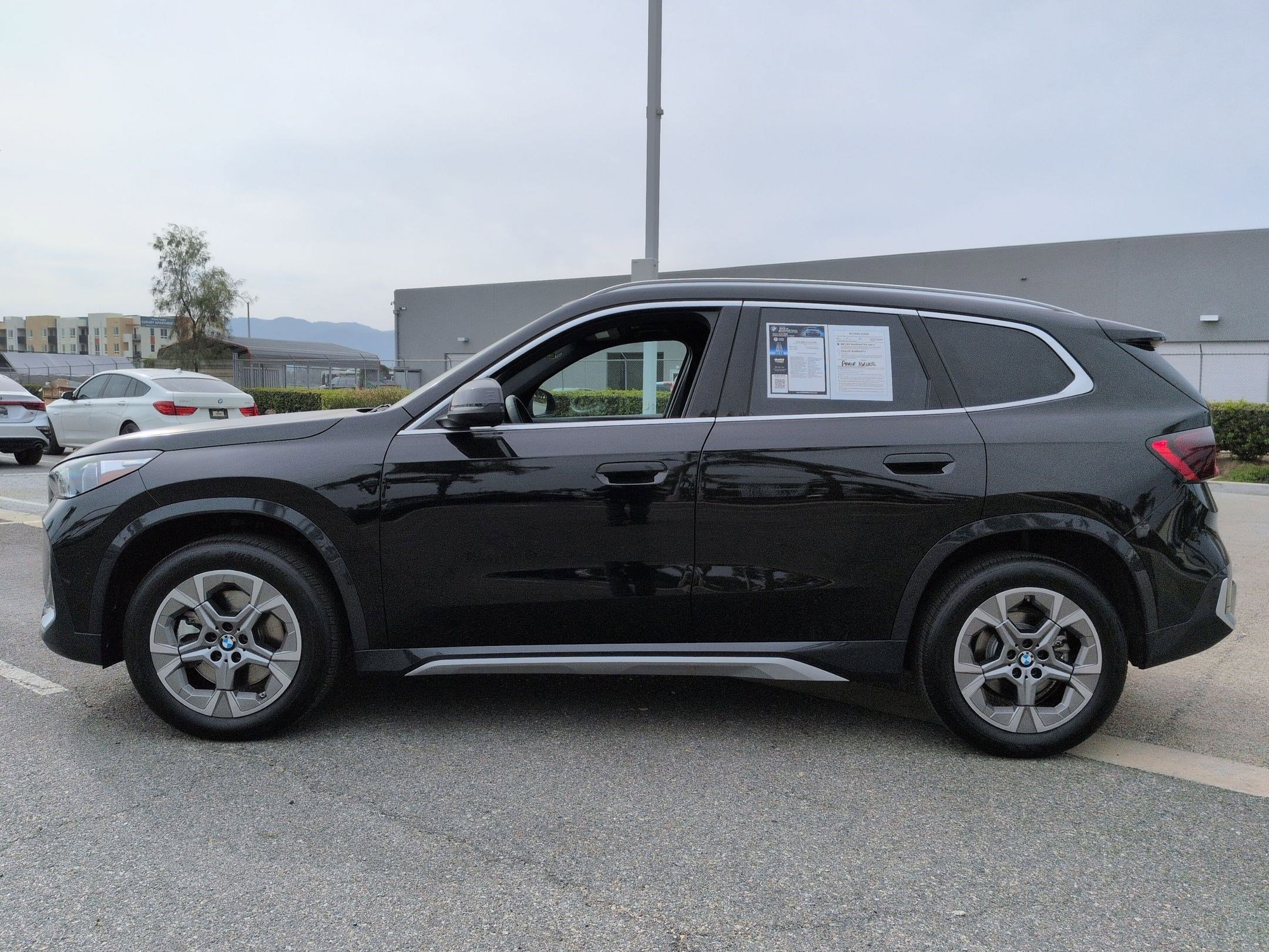 Used 2025 BMW X1 xDrive28i w/ Convenience Package AWD/4WD image 7