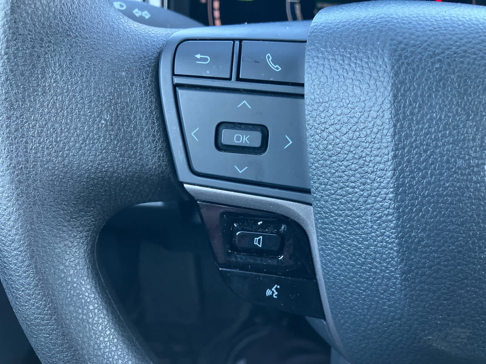 Certified 2025 Toyota Camry LE image 17