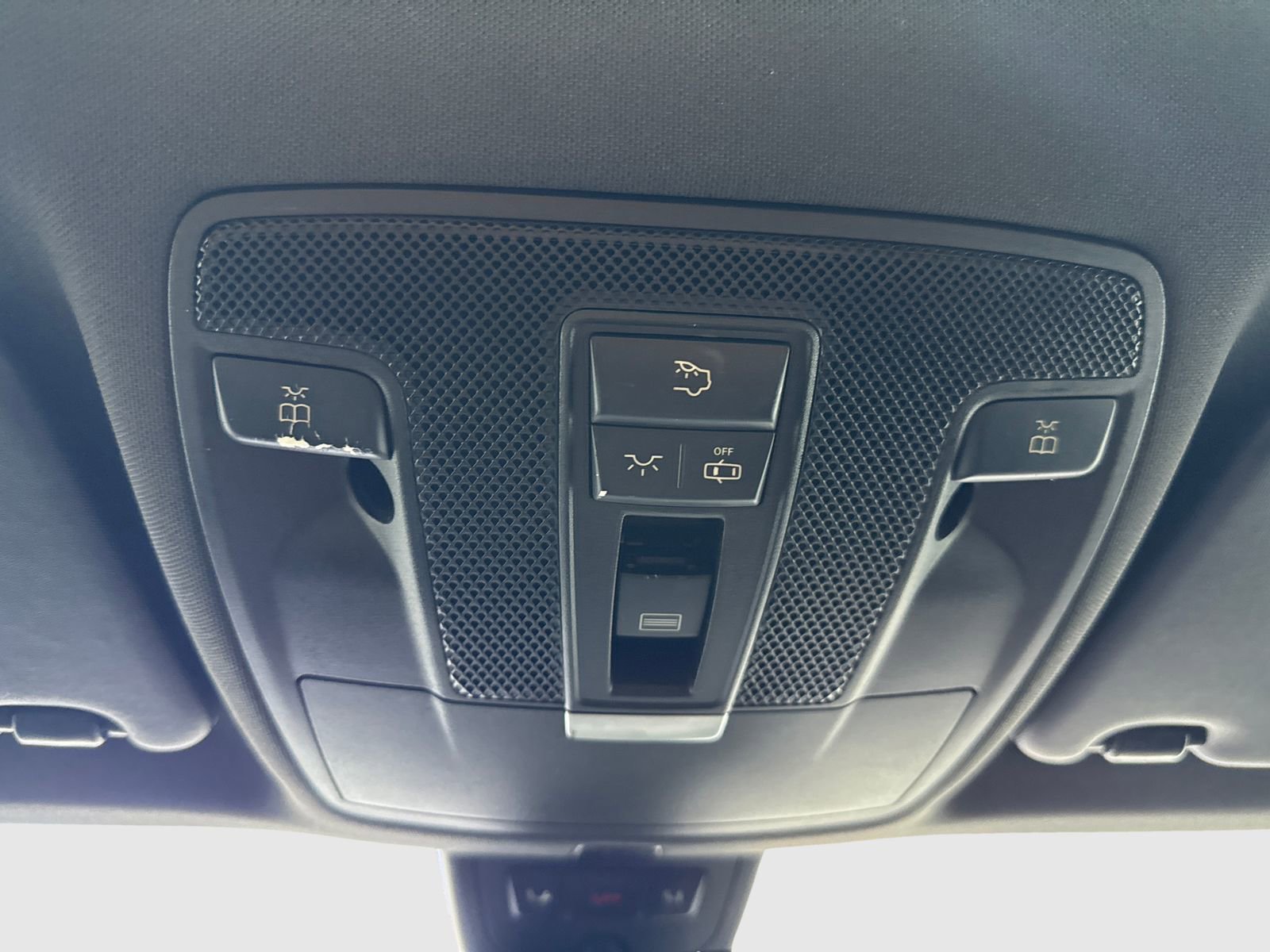 Used 2017 Mercedes-Benz GLA 250 image 32