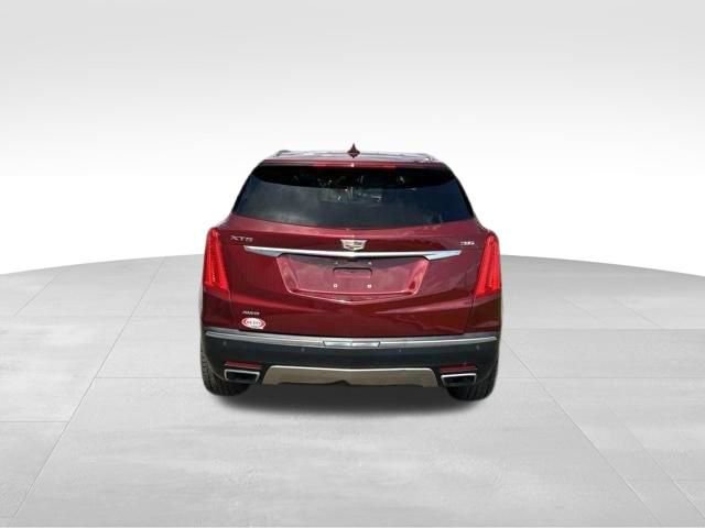 Used 2017 Cadillac XT5 Platinum AWD/4WD image 6
