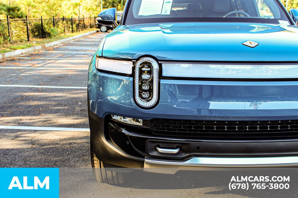 Used 2024 Rivian R1S Adventure image 11