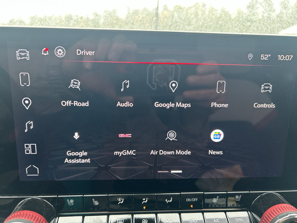 Used 2023 GMC Canyon AT4X image 31