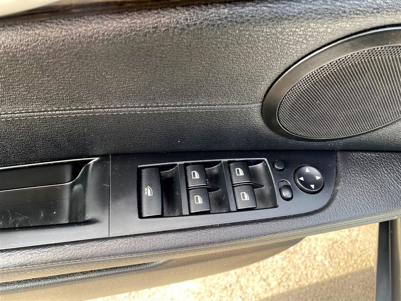 Used 2014 BMW Z4 sDrive35is image 13