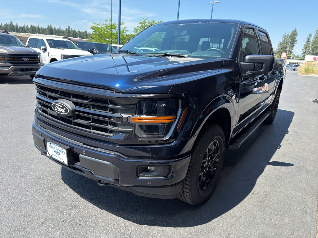 New 2026 Ford F150 XLT w/ Equipment Group 302A MID AWD/4WD image 3