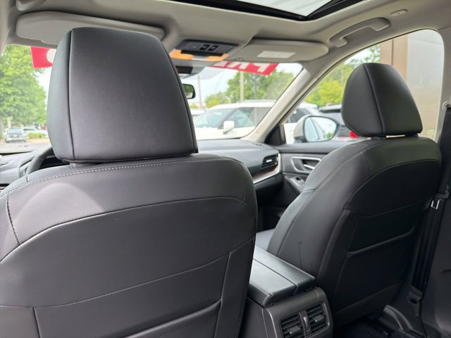 Used 2026 Nissan Rogue Platinum w/ Platinum Premium Package AWD/4WD image 30