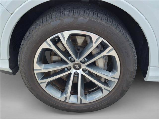 Certified 2025 Audi Q7 2.0T Premium Plus w/ Premium Plus Package AWD/4WD image 23