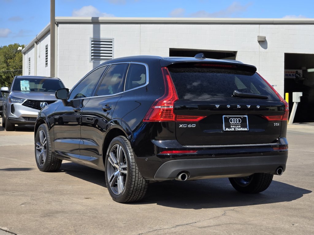 Used 2018 Volvo XC60 T5 Momentum w/ Convenience Package AWD/4WD image 11