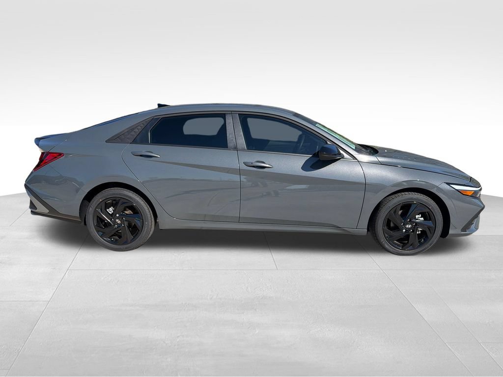 New 2026 Hyundai Elantra Sport FWD image 8