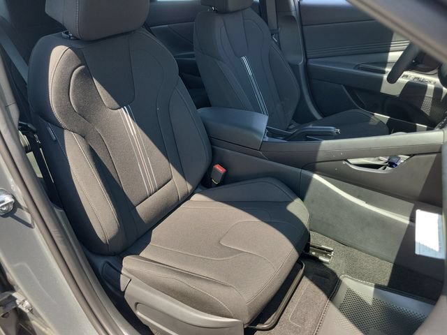New 2026 Hyundai Elantra Sport FWD image 20