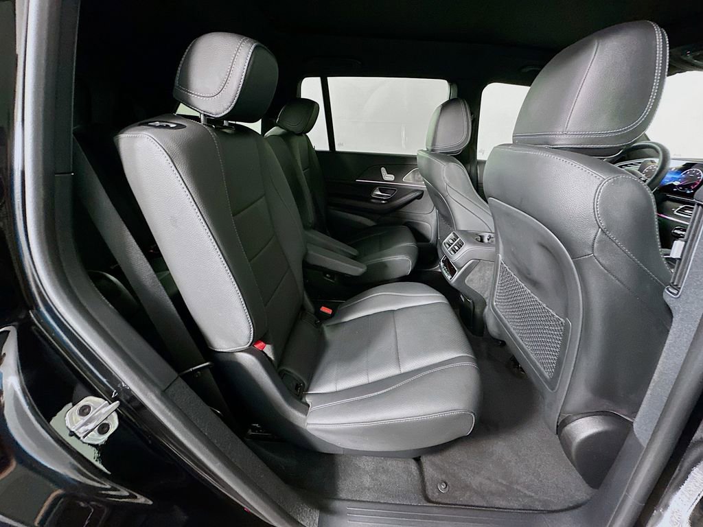 Used 2025 Mercedes-Benz GLS 450 4MATIC image 29