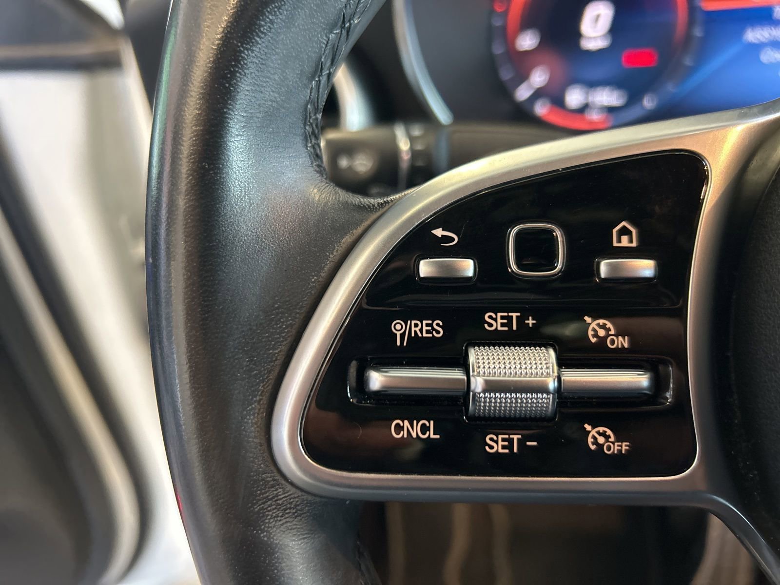 Used 2021 Mercedes-Benz GLC 300 4MATIC Coupe image 18