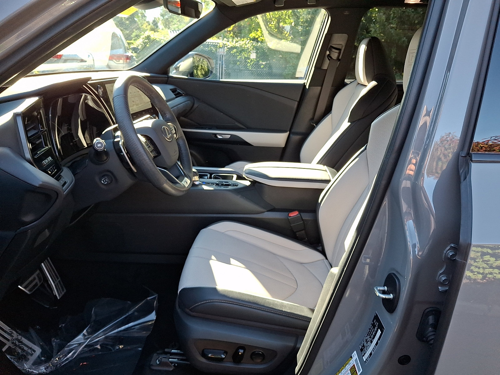 Certified 2024 Lexus TX 500h AWD w/ Technology Package image 15