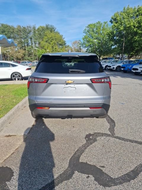 Used 2025 Chevrolet Equinox LT w/ Safety and Technology Package AWD/4WD image 8