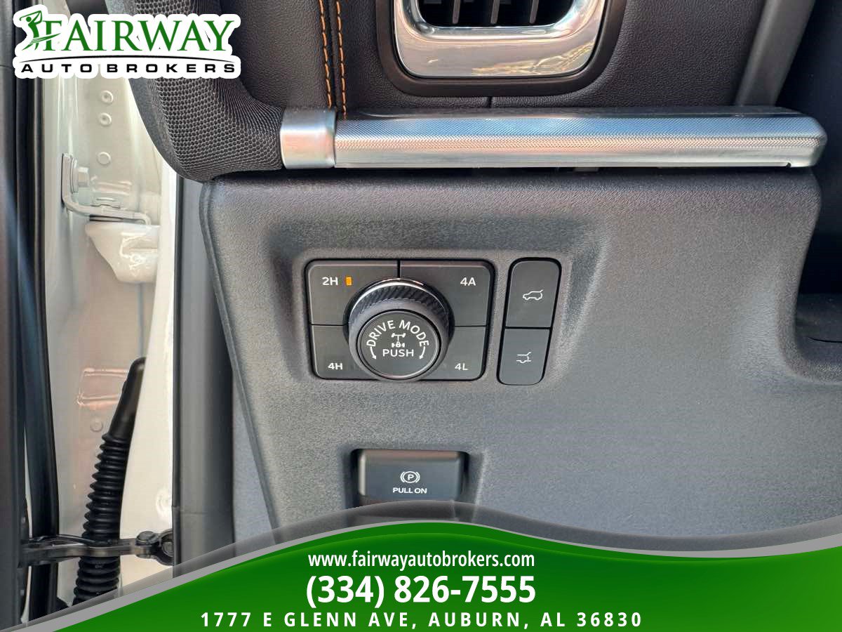 Used 2026 Ford Expedition Tremor AWD/4WD image 18