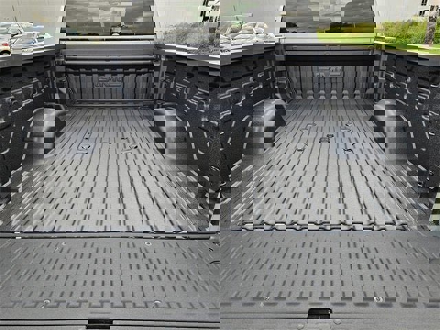 New 2026 GMC Sierra 2500 SLE w/ SLE Value Package; image 13