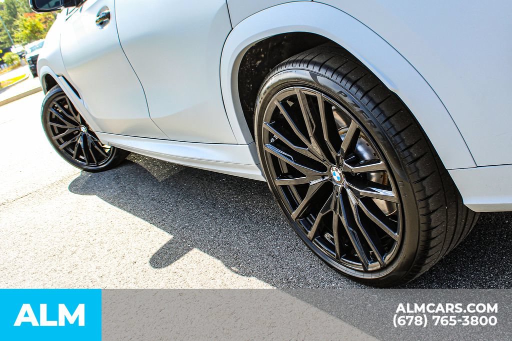 Used 2025 BMW X6 M60i AWD/4WD image 14