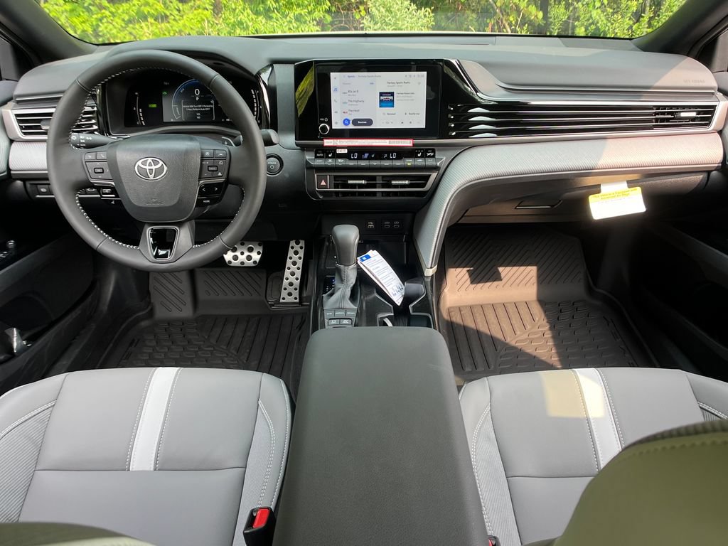 New 2026 Toyota Camry SE w/ Convenience Package AWD/4WD image 13