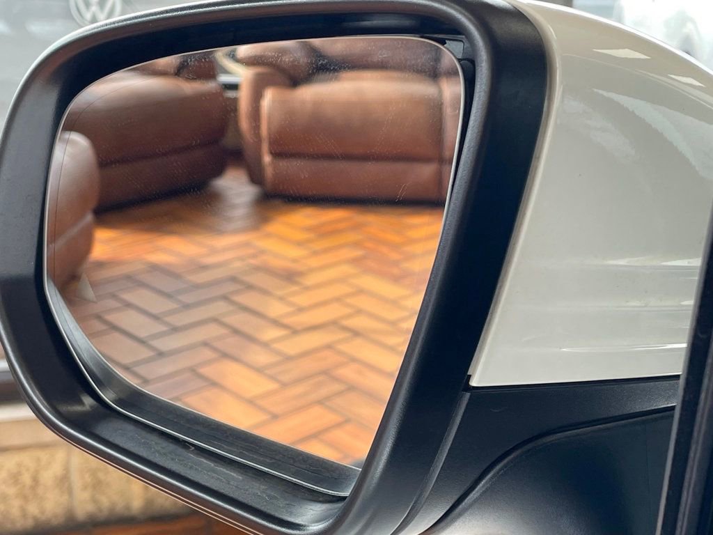 Used 2024 Mercedes-Benz EQE AMG 4MATIC SUV image 19