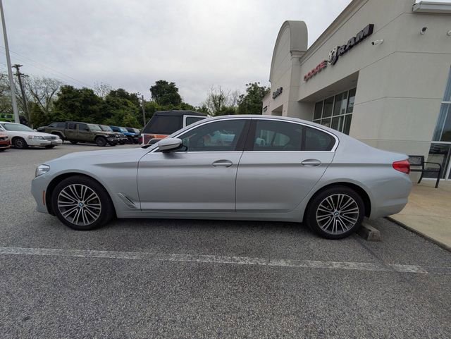Used 2020 BMW 530i w/ Convenience Package RWD image 4