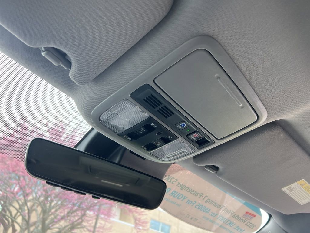 Used 2022 Honda Pilot Touring image 23