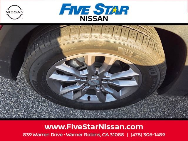 Used 2024 GMC Terrain SLT image 4