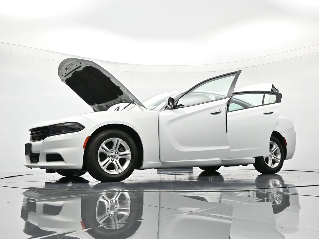 Used 2022 Dodge Charger SXT w/ Leather Interior Group image 48