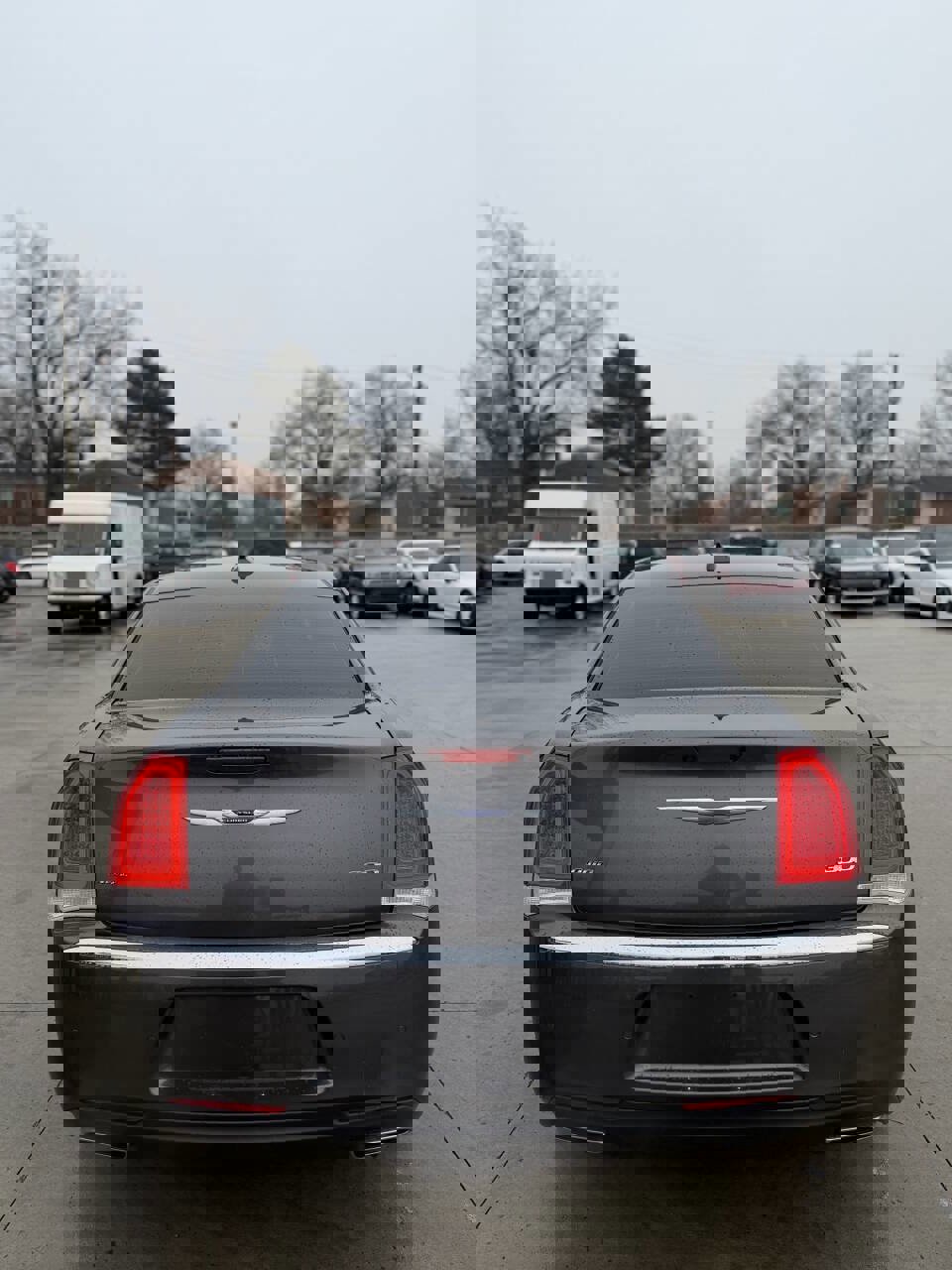 Used 2018 Chrysler 300 Limited w/ Safetytec Plus Group image 17