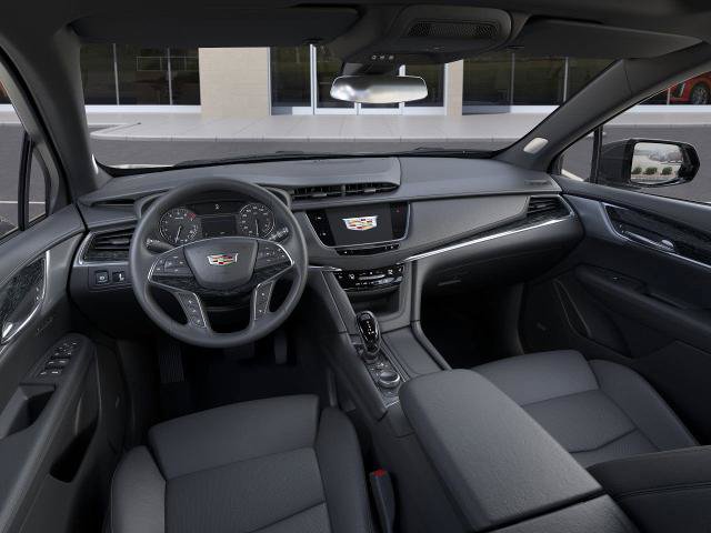 New 2025 Cadillac XT5 Premium Luxury w/ LPO, Floor Liner Package AWD/4WD image 15