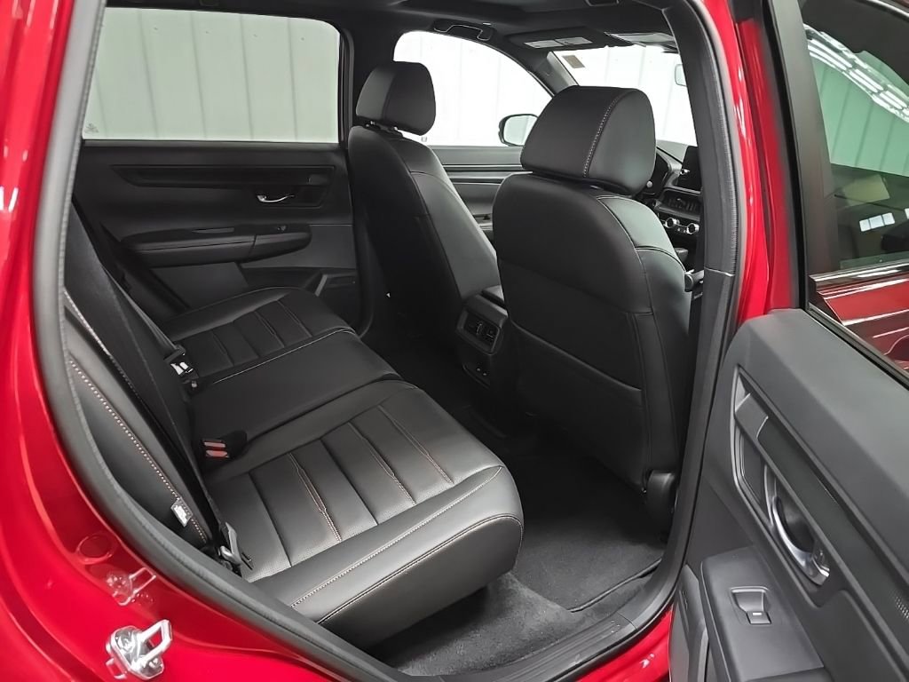 Used 2025 Honda CR-V Sport-L image 18
