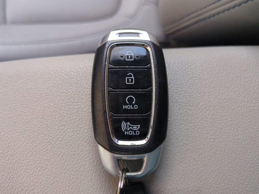 Used 2023 Hyundai Kona Limited w/ Cargo Package FWD image 40