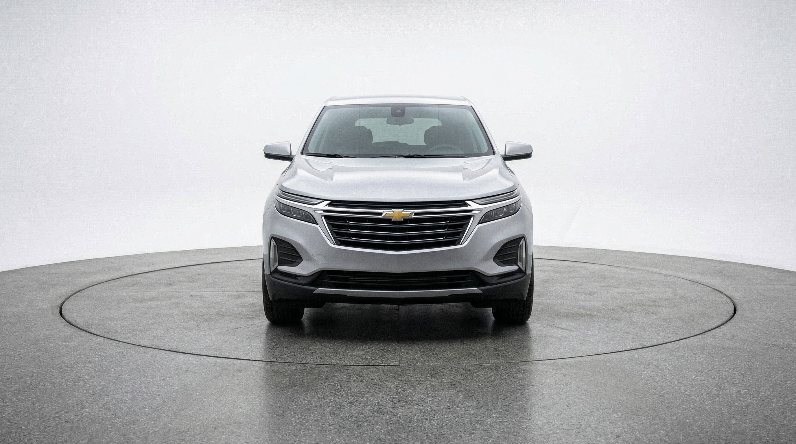 Used 2025 Chevrolet Equinox LT FWD image 2