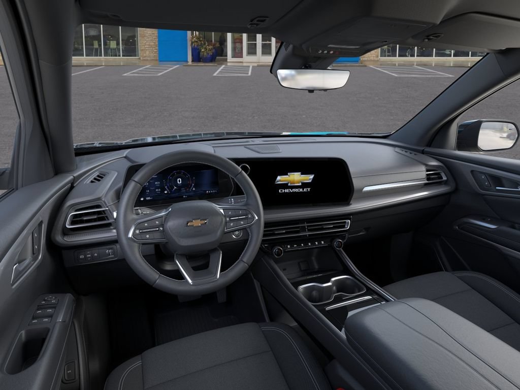 New 2027 Chevrolet Traverse LT w/ Driver Confidence Package FWD image 15