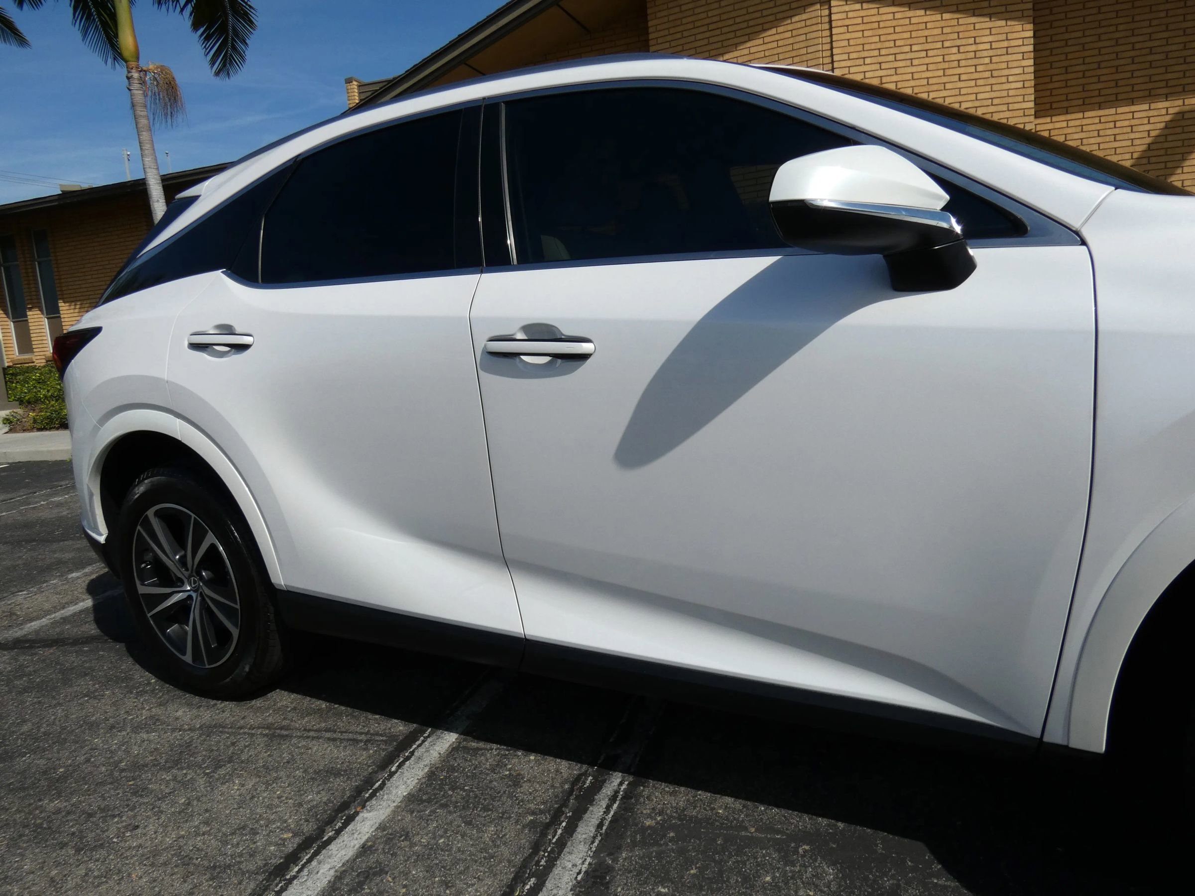 Used 2023 Lexus RX 350 Premium w/ Accessory Package (Z1) image 7