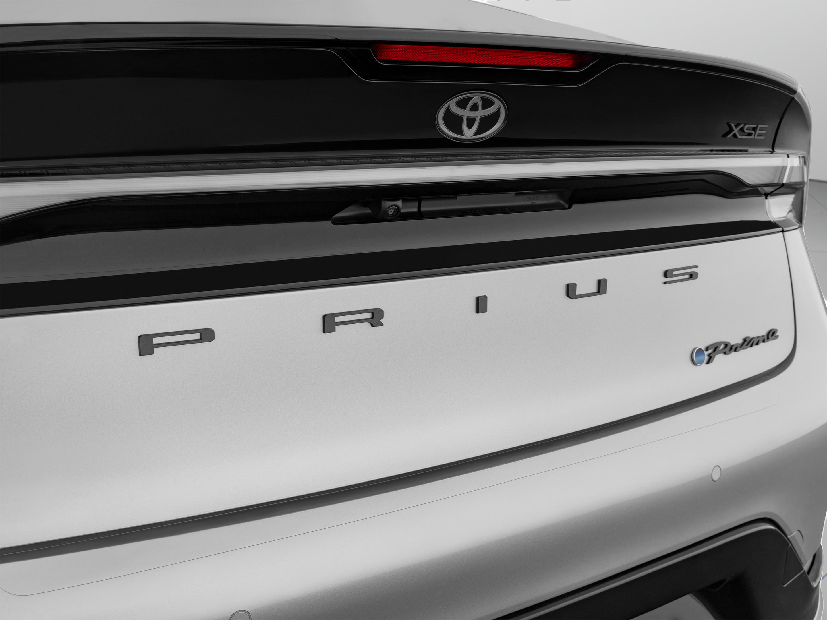 Used 2023 Toyota Prius Prime Premium FWD image 44